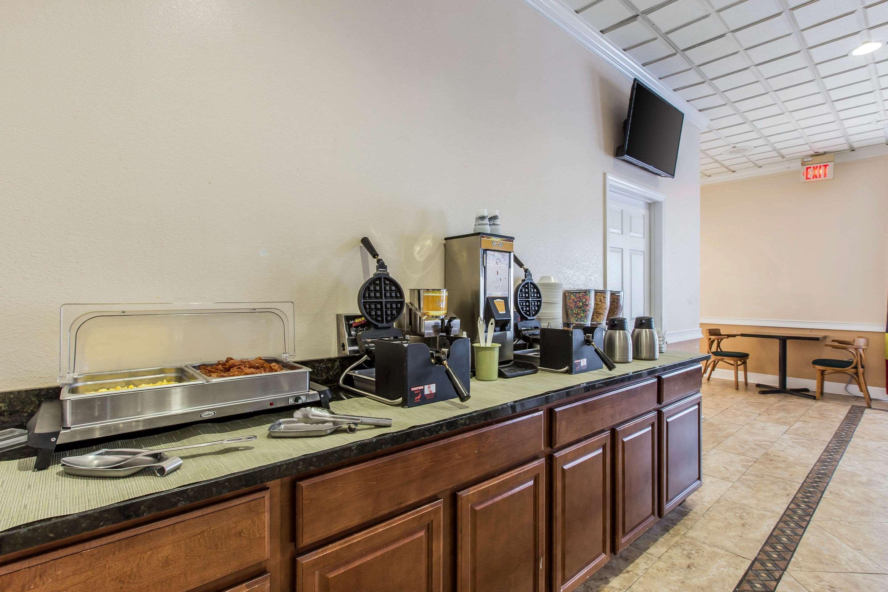 Quality Inn Midtown Savannah Kültér fotó